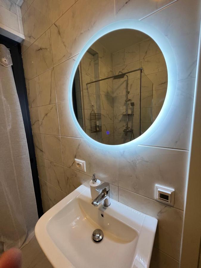 Alma Rose Apartment Корча Экстерьер фото