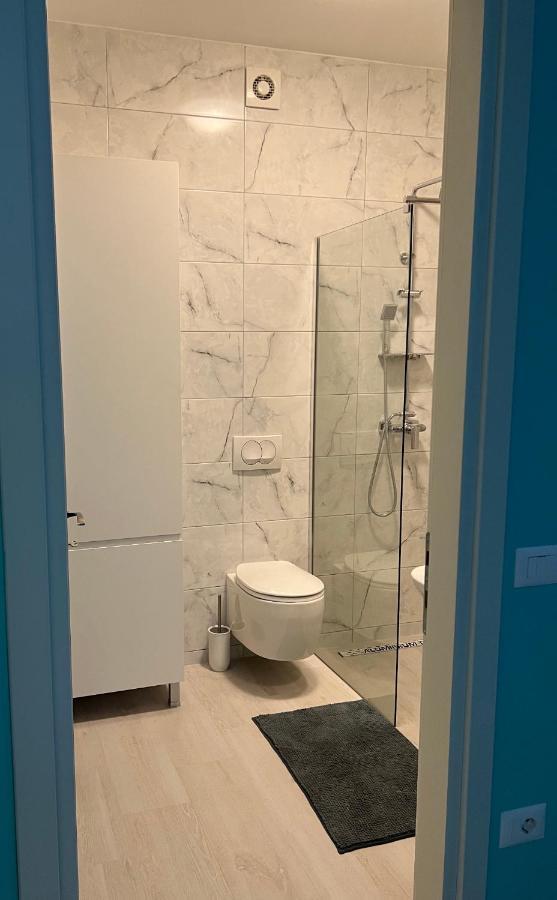 Alma Rose Apartment Корча Экстерьер фото
