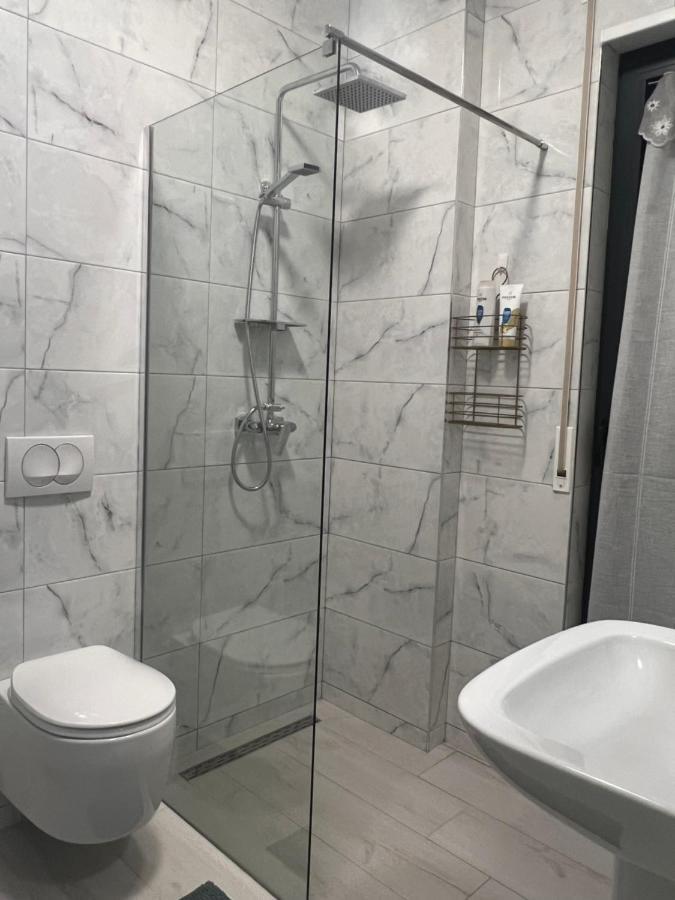 Alma Rose Apartment Корча Экстерьер фото