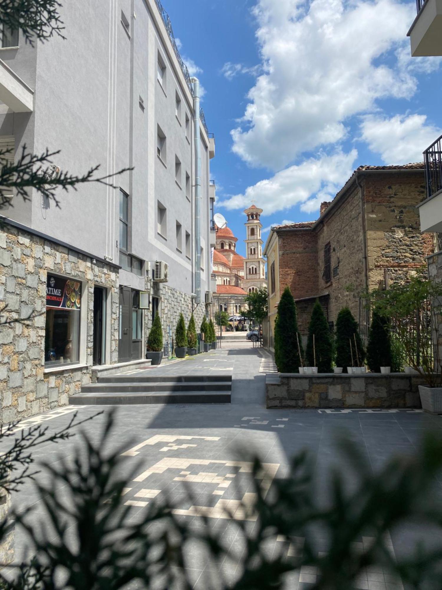 Alma Rose Apartment Корча Экстерьер фото