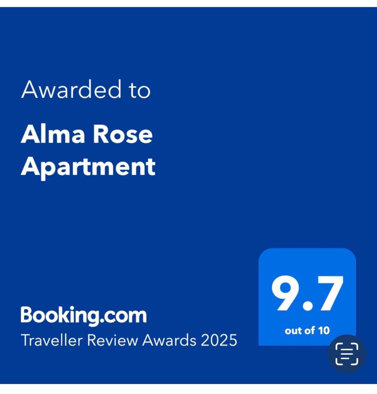 Alma Rose Apartment Корча Экстерьер фото